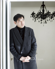 [유하] “가족 에고이즘이 자본주의의 본질 아닐까”